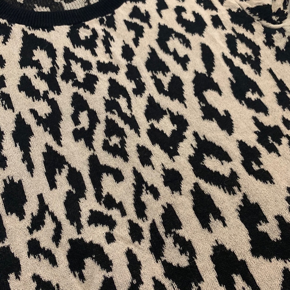 Leopard animal print sweater - Picture 3 of 3